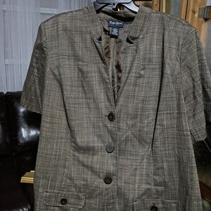 Maggie Barnes Brown Textured Blazer